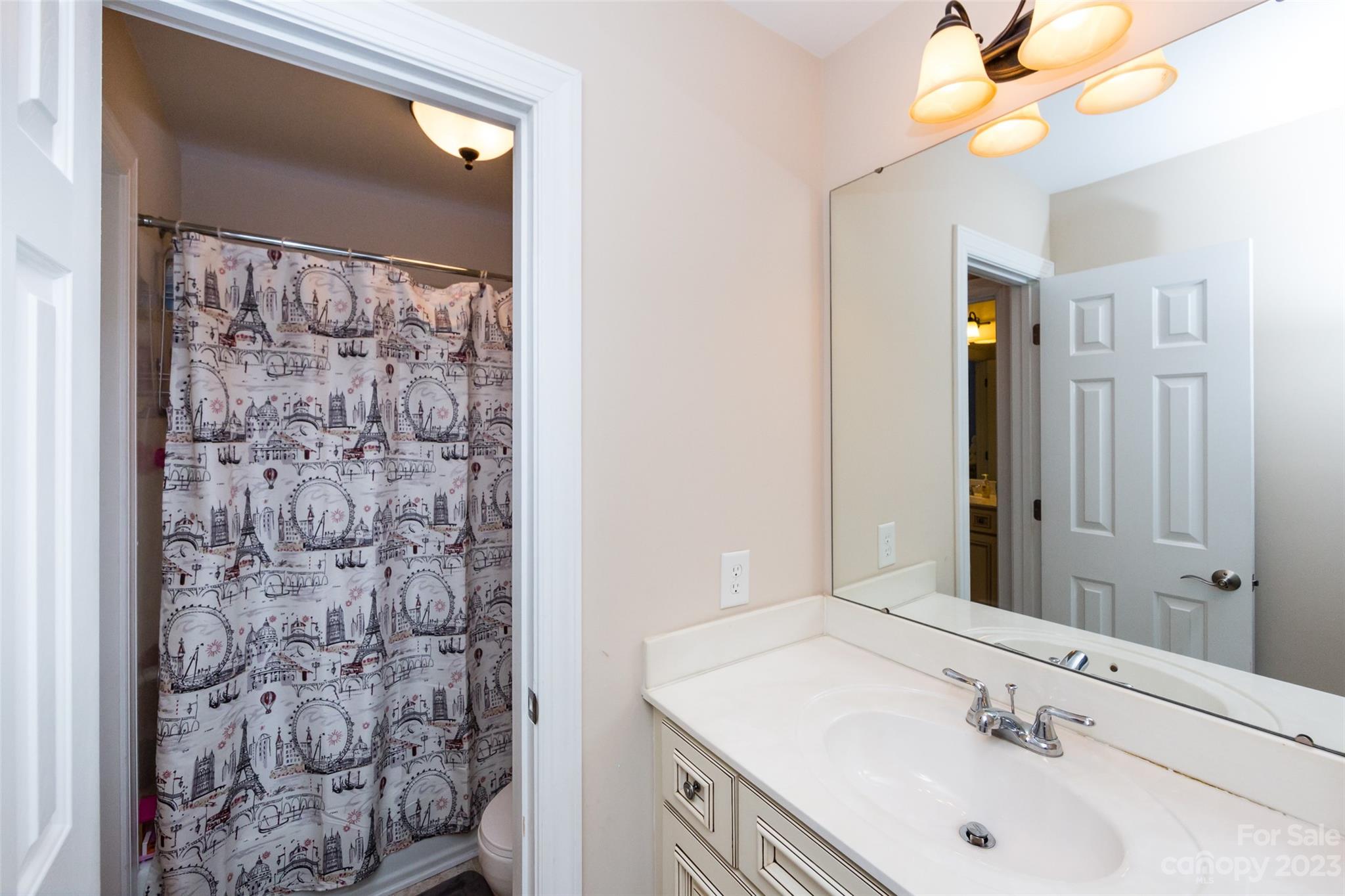 9318 Tenby Lane Matthews NC 28104