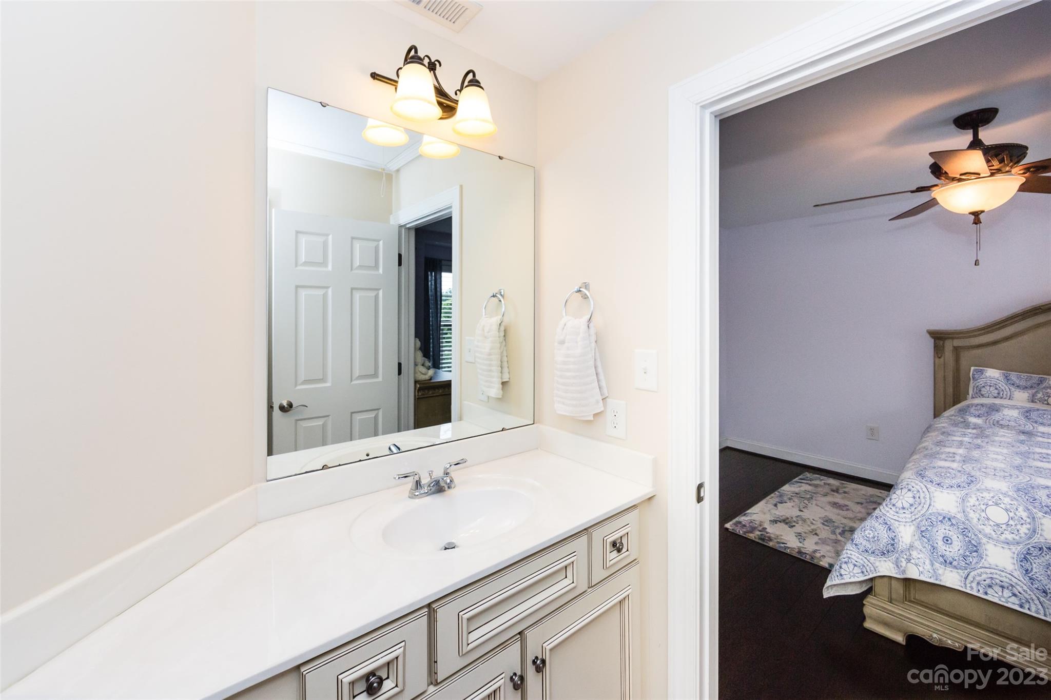 9318 Tenby Lane Matthews NC 28104