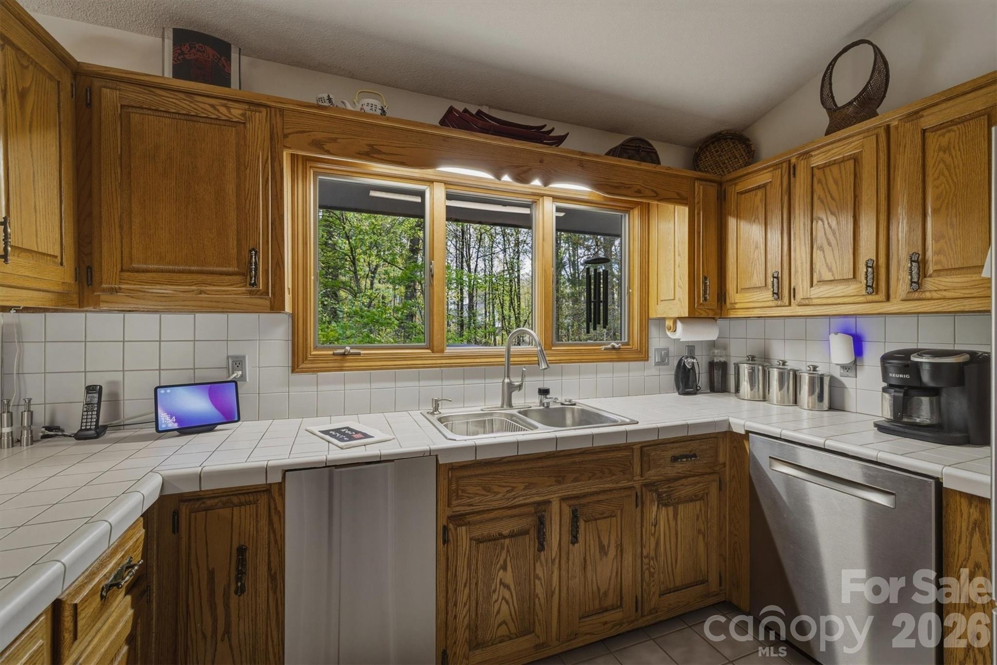 122 Lake Club Drive Nebo NC 28761
