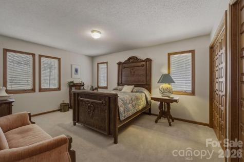 122 Lake Club Drive Nebo NC 28761