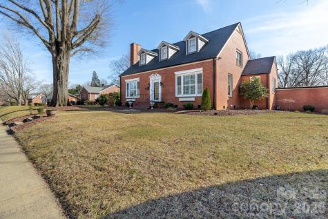 813 W Mountain Street Kings Mountain NC 28086