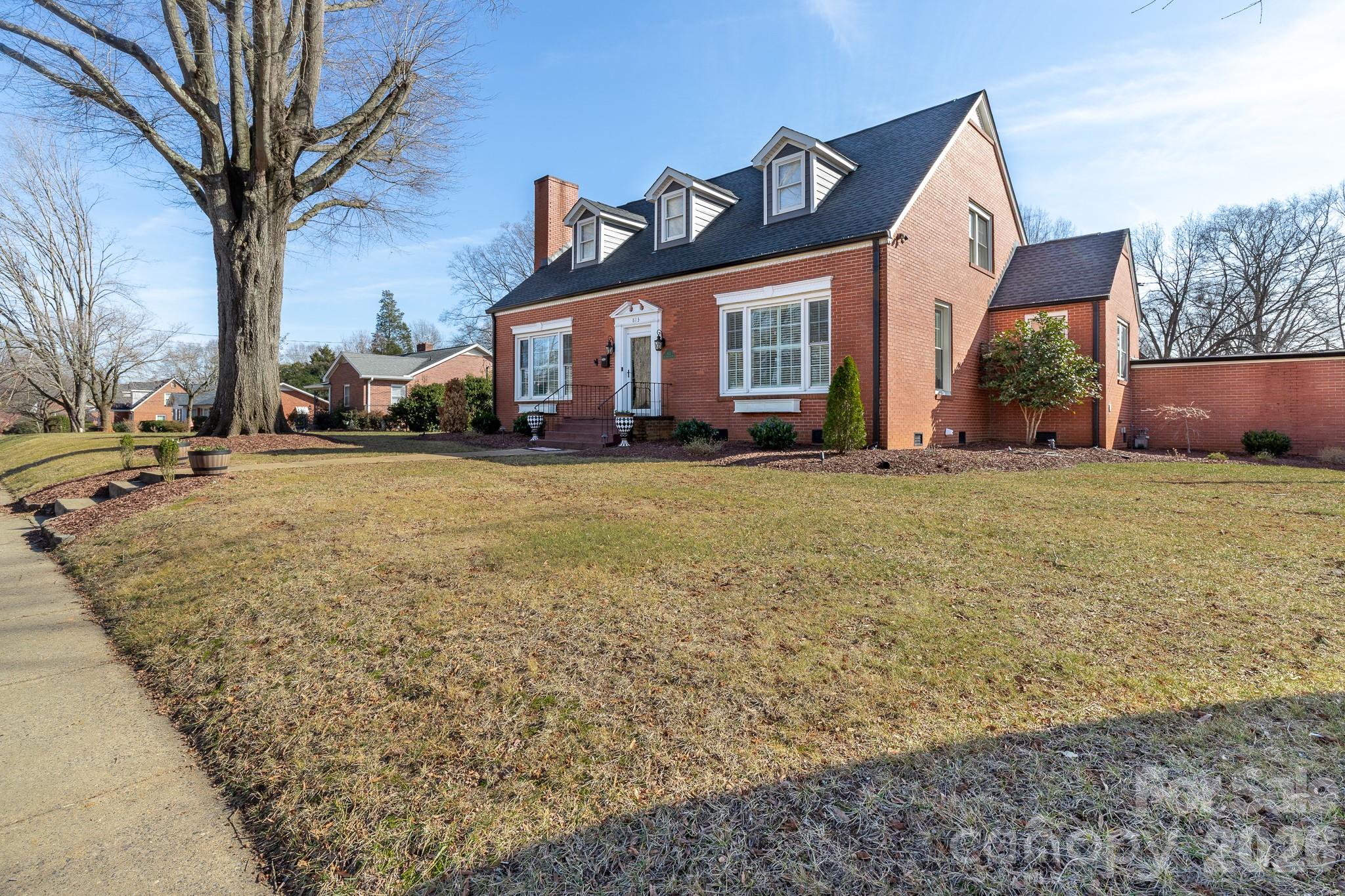 813 W Mountain Street Kings Mountain NC 28086