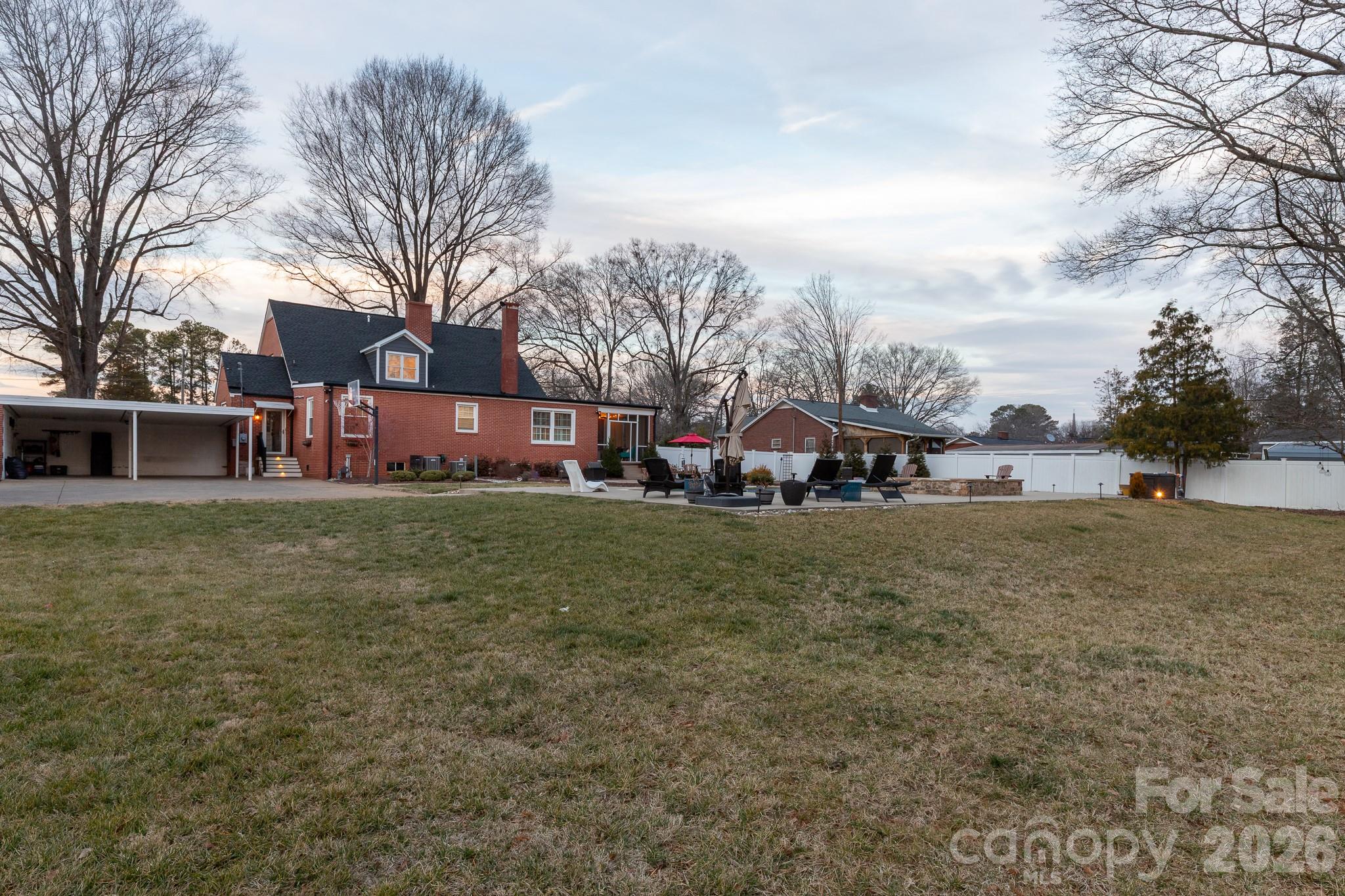 813 W Mountain Street Kings Mountain NC 28086