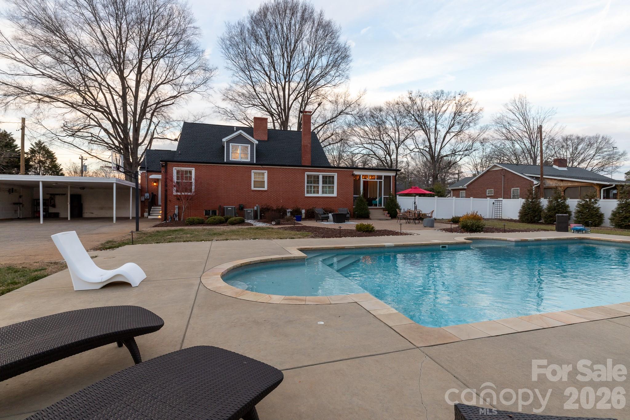 813 W Mountain Street Kings Mountain NC 28086