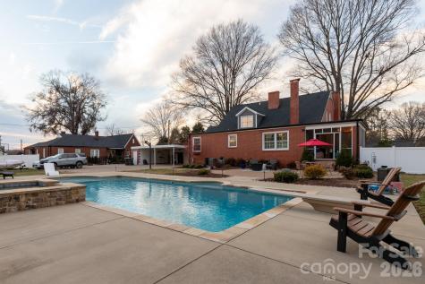813 W Mountain Street Kings Mountain NC 28086