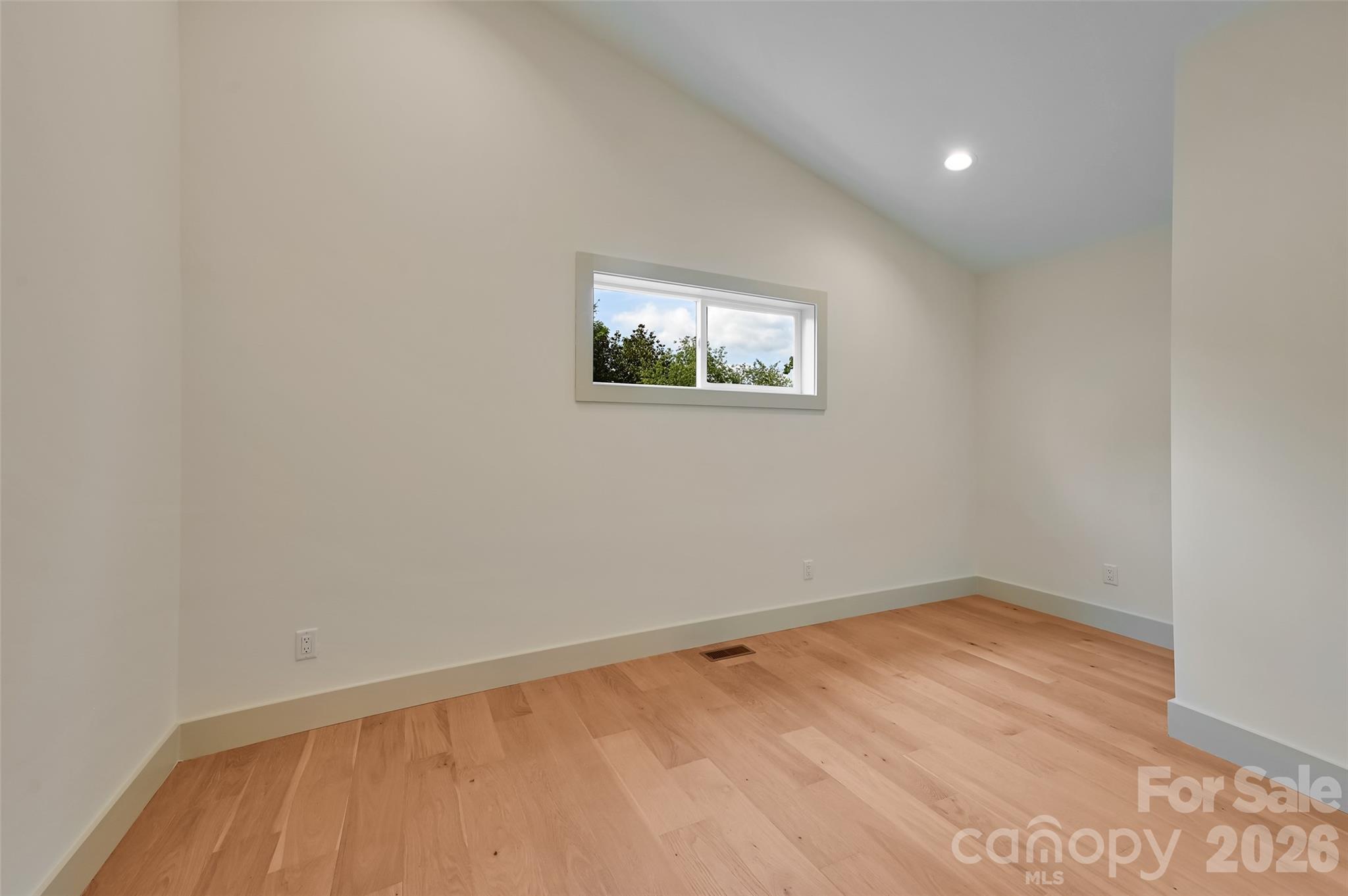 30 Sand Hill Road Asheville NC 28806