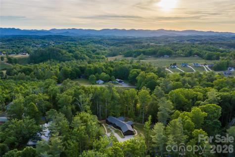 27 Tommy Ray Ridge Weaverville NC 28787