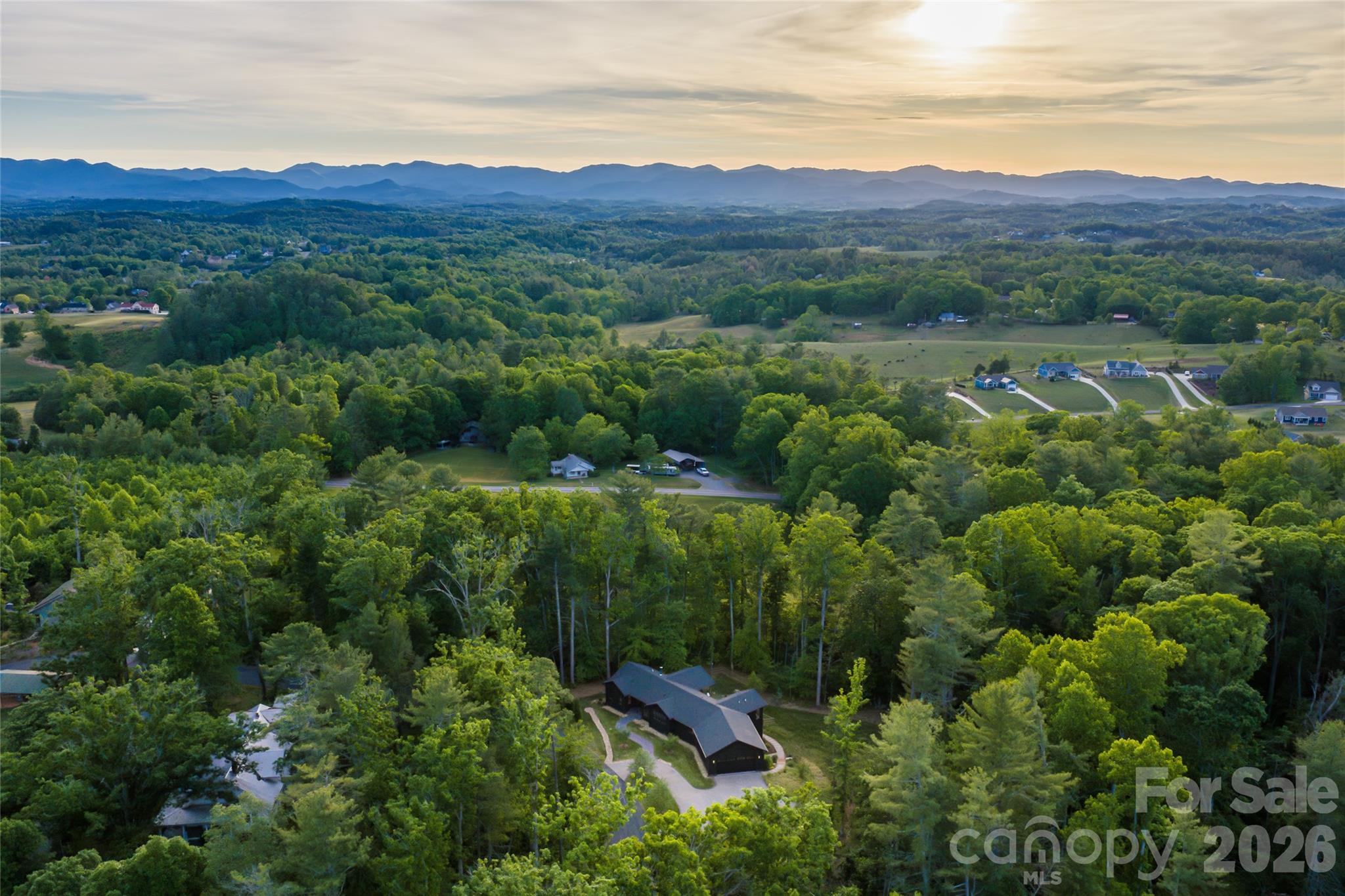 27 Tommy Ray Ridge Weaverville NC 28787