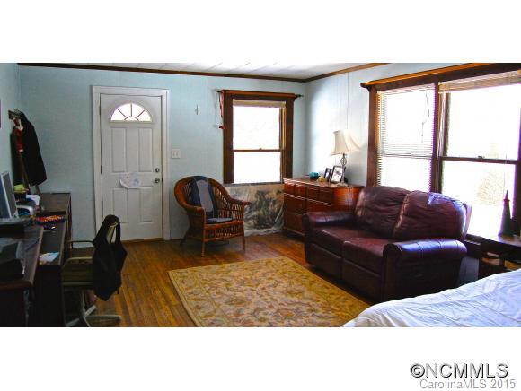 20 Bassett Road Asheville NC 28804