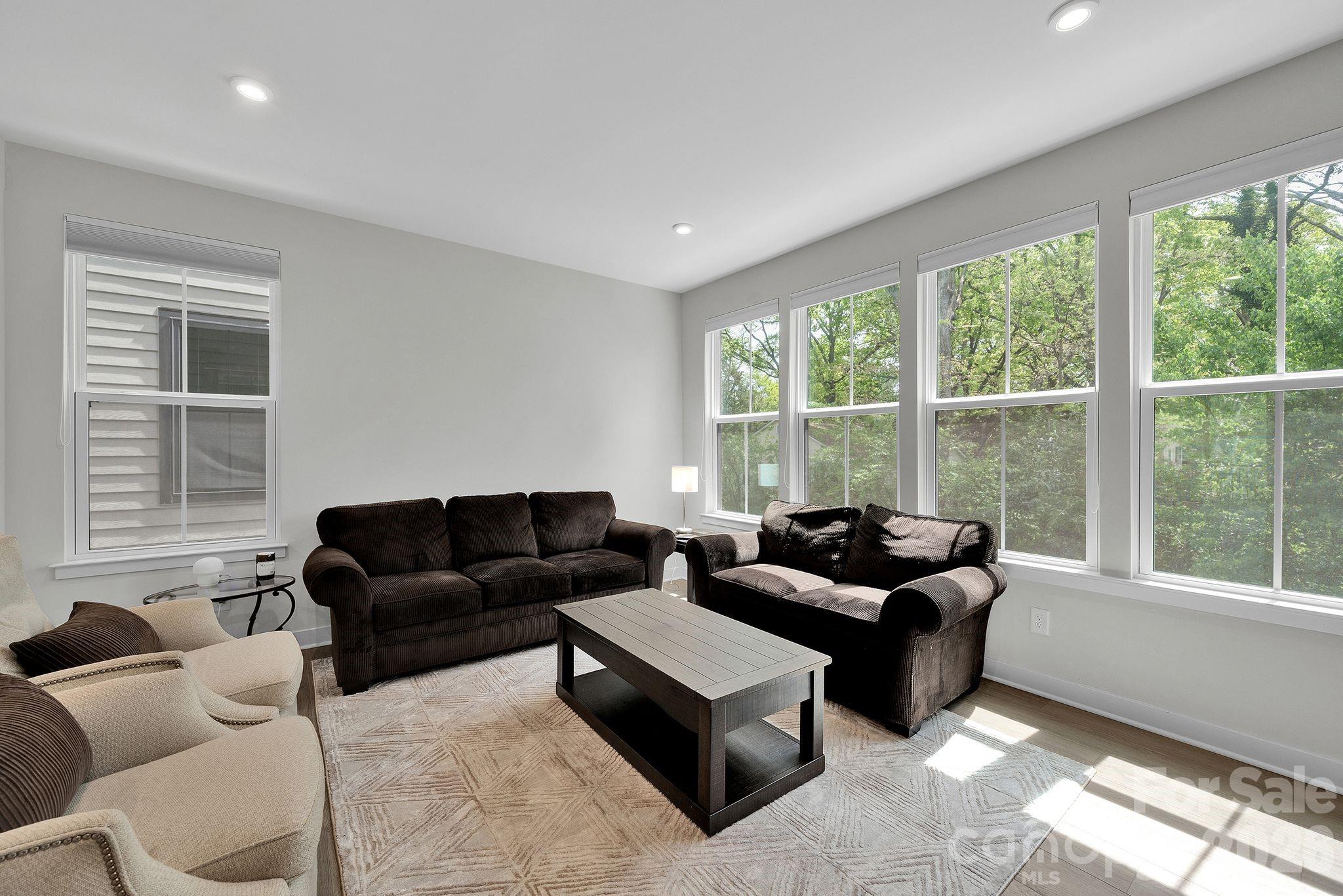 336 Twinflower Lane Charlotte NC 28205