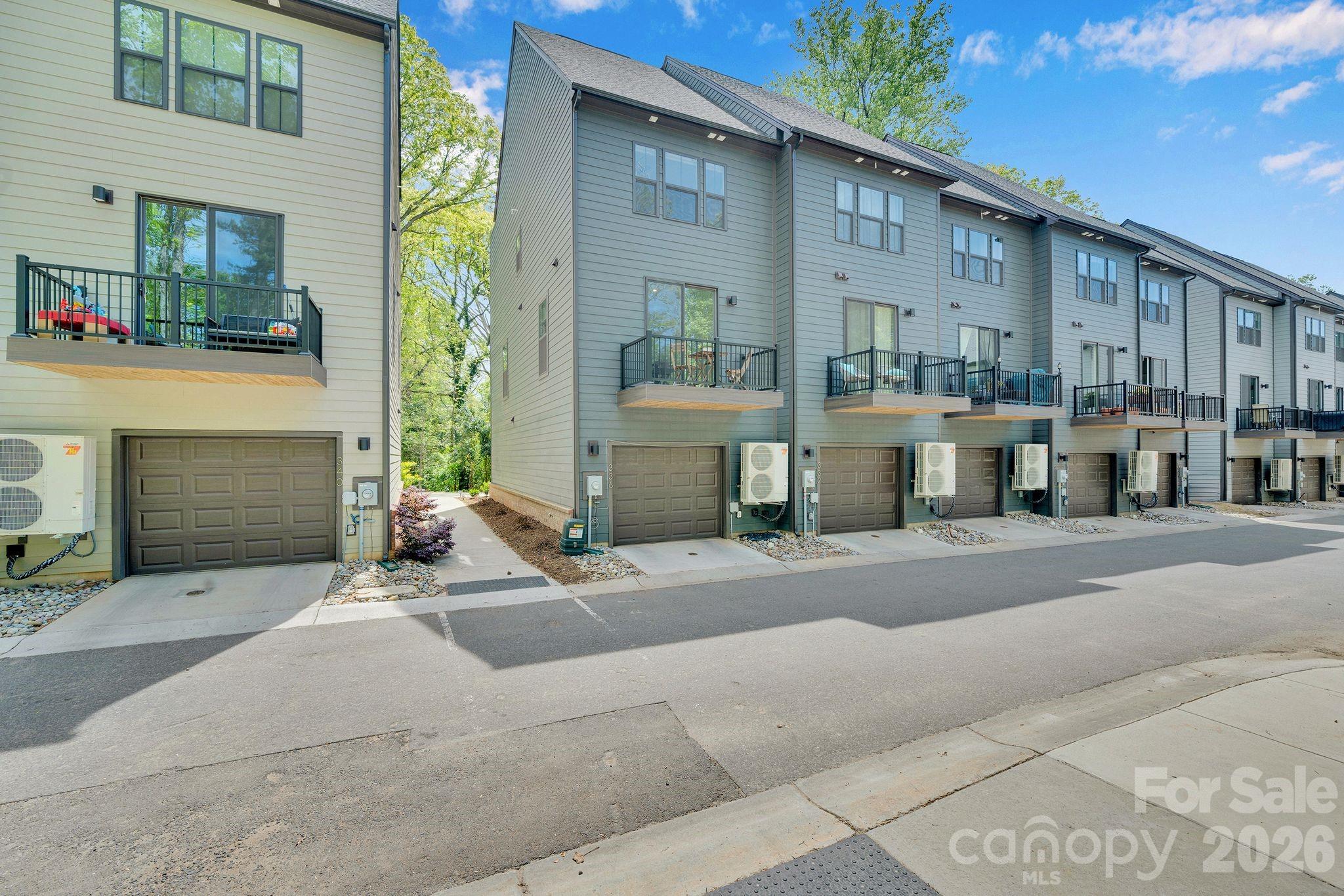 336 Twinflower Lane Charlotte NC 28205