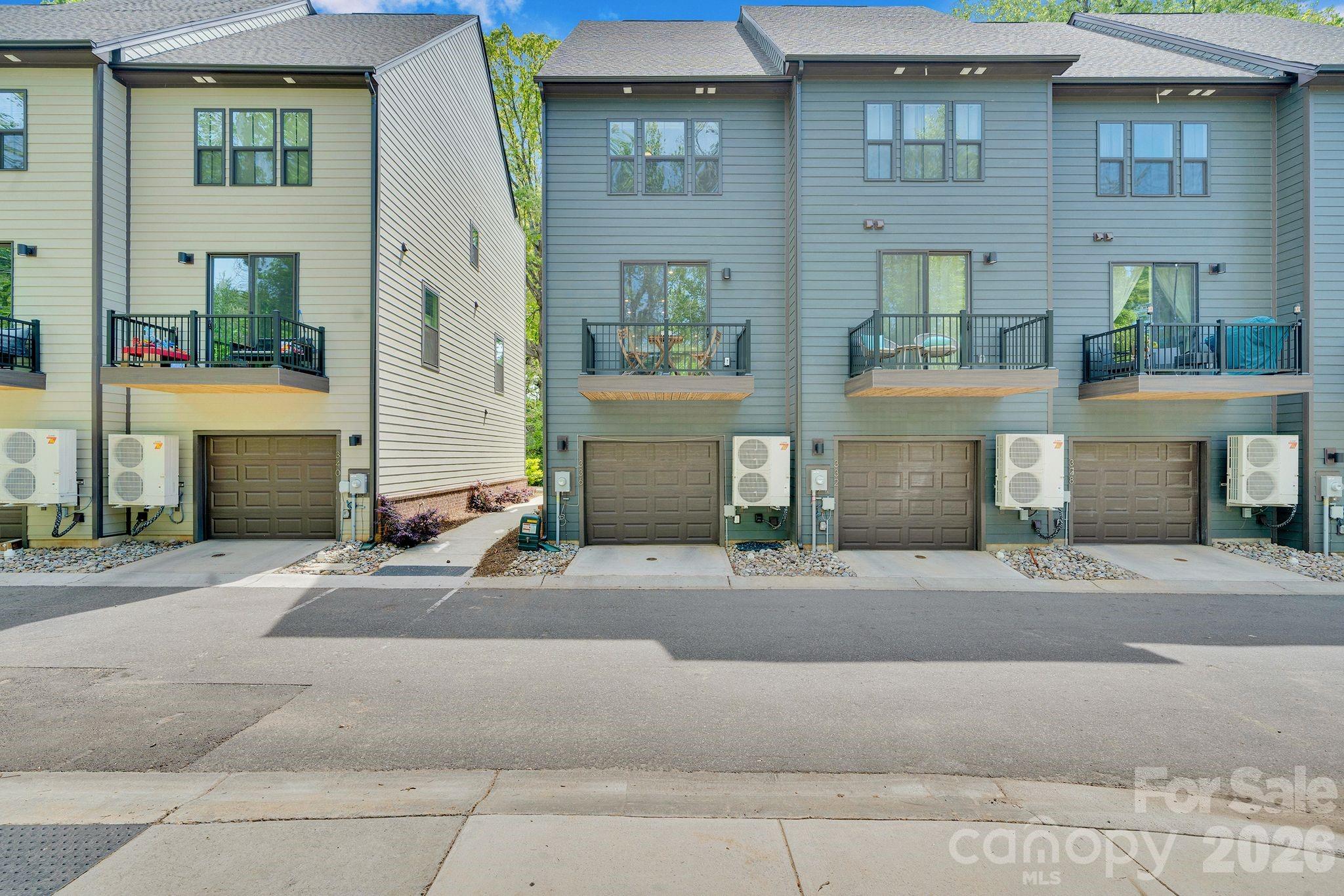 336 Twinflower Lane Charlotte NC 28205