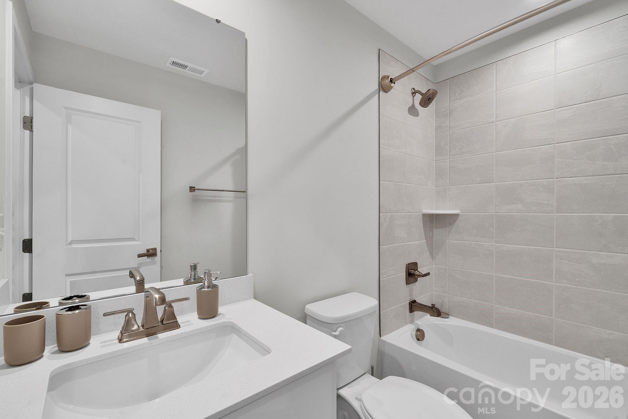 336 Twinflower Lane Charlotte NC 28205