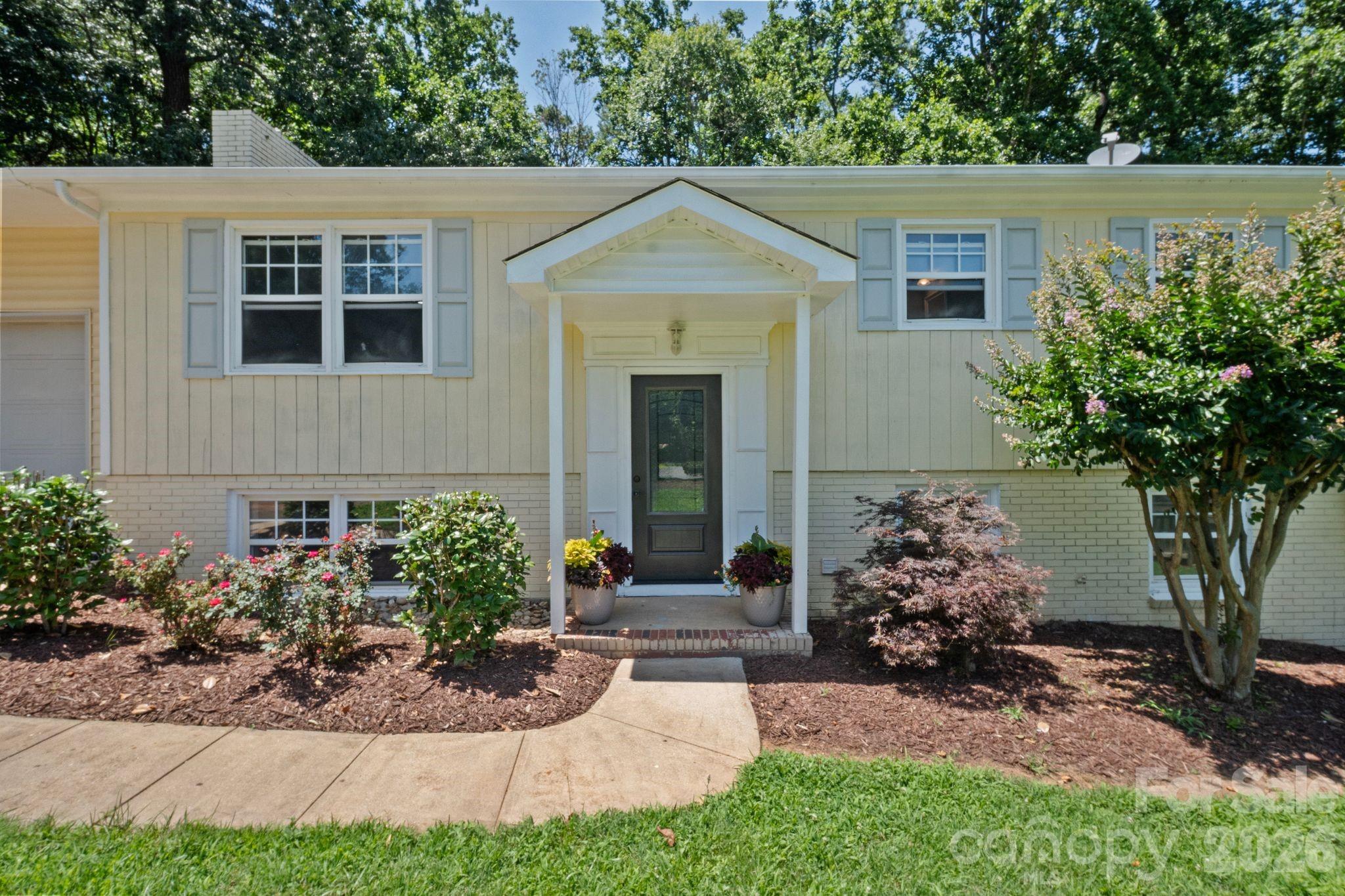 137 Hiram Road Mooresville NC 28117