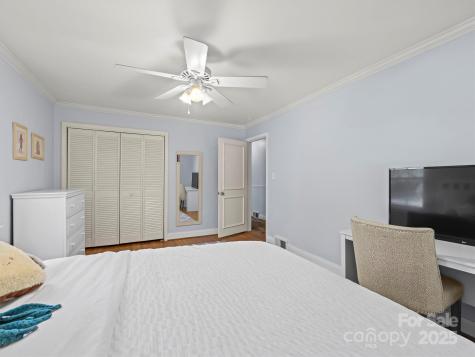 9 Hilltop Road Asheville NC 28803