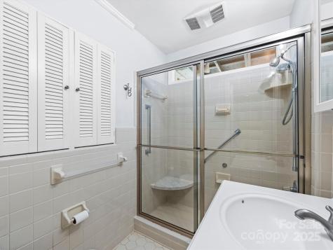 9 Hilltop Road Asheville NC 28803