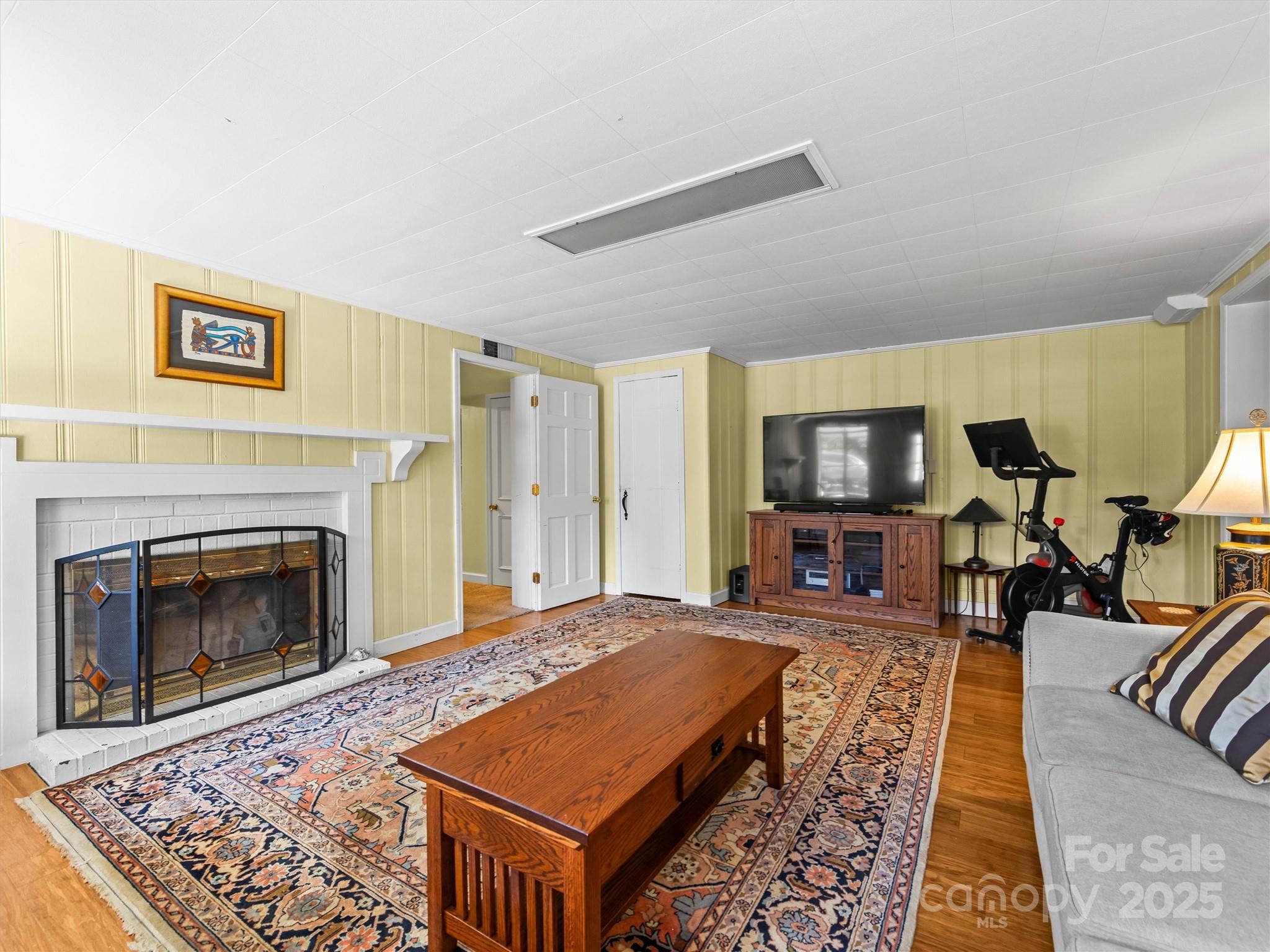 9 Hilltop Road Asheville NC 28803