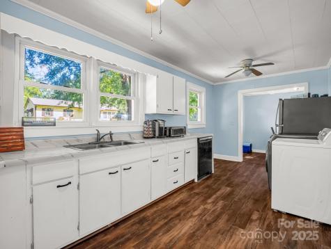 183 Hollywood Street Forest City NC 28043