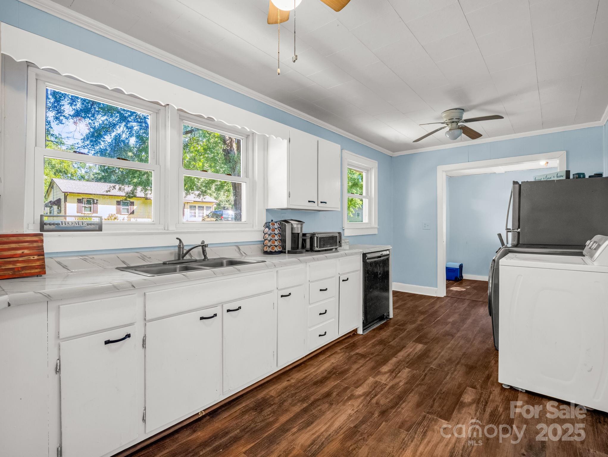 183 Hollywood Street Forest City NC 28043
