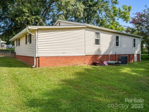 183 Hollywood Street Forest City NC 28043