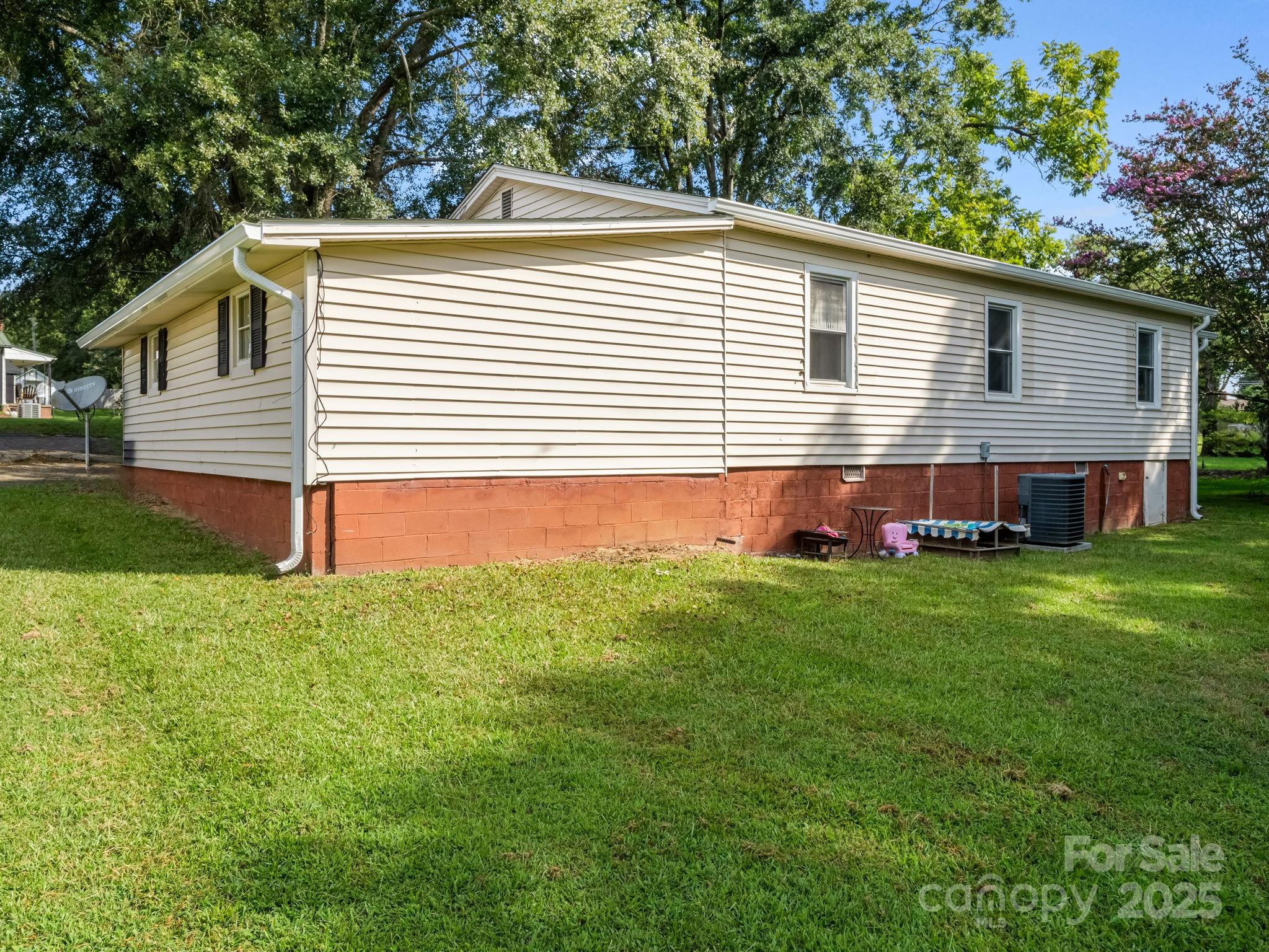 183 Hollywood Street Forest City NC 28043