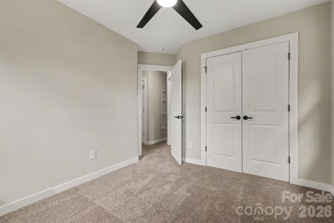 112 E Hilltop Drive Gastonia NC 28054