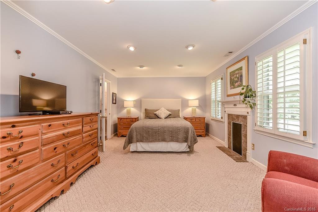 1803 Tenby Court Charlotte NC 28226