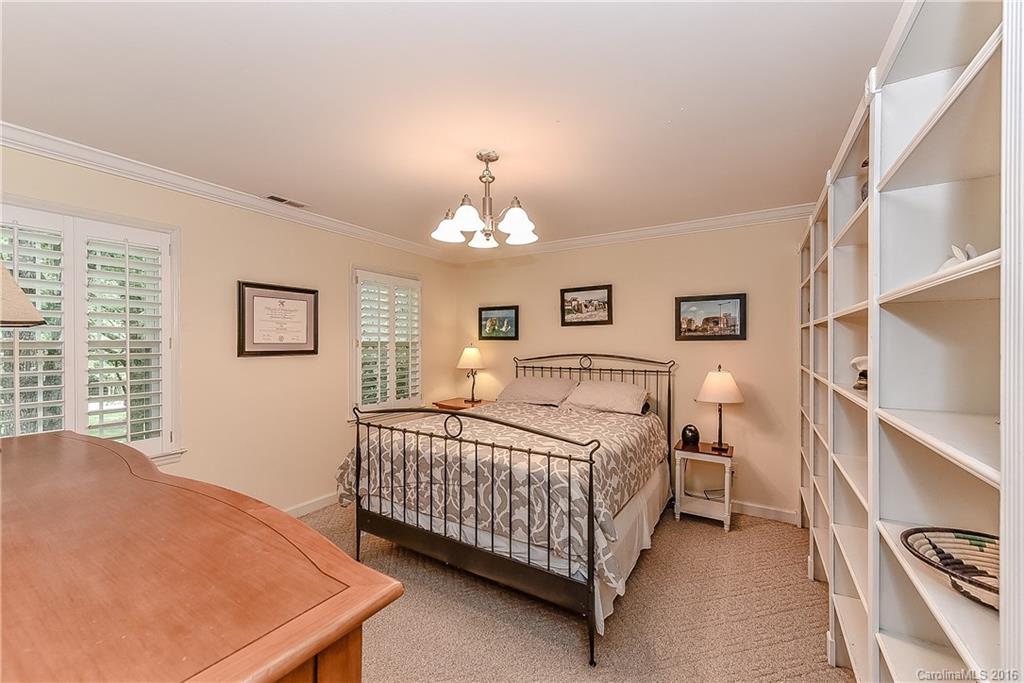 1803 Tenby Court Charlotte NC 28226