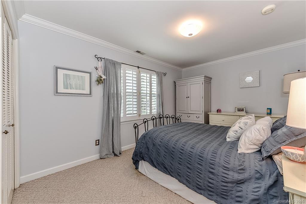 1803 Tenby Court Charlotte NC 28226