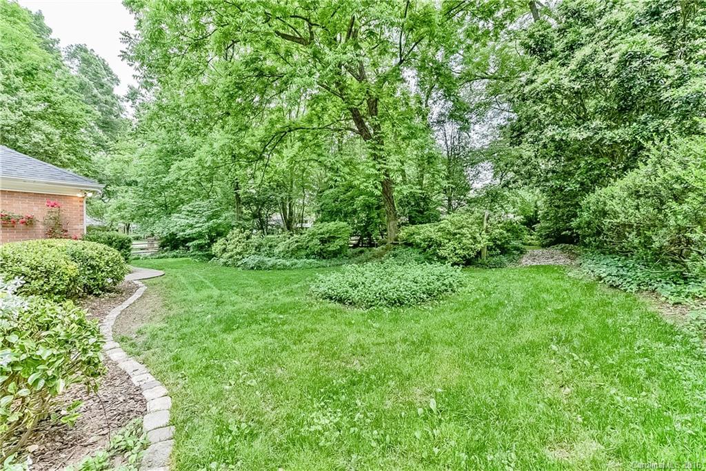 1803 Tenby Court Charlotte NC 28226
