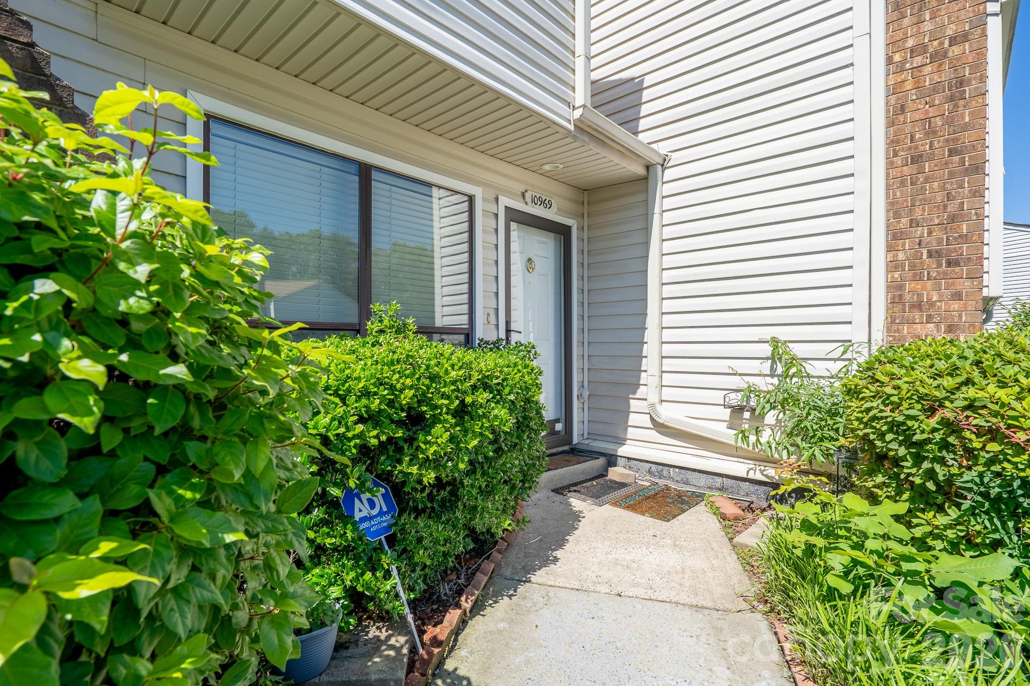 10969 Carmel Crossing Road Charlotte NC 28226