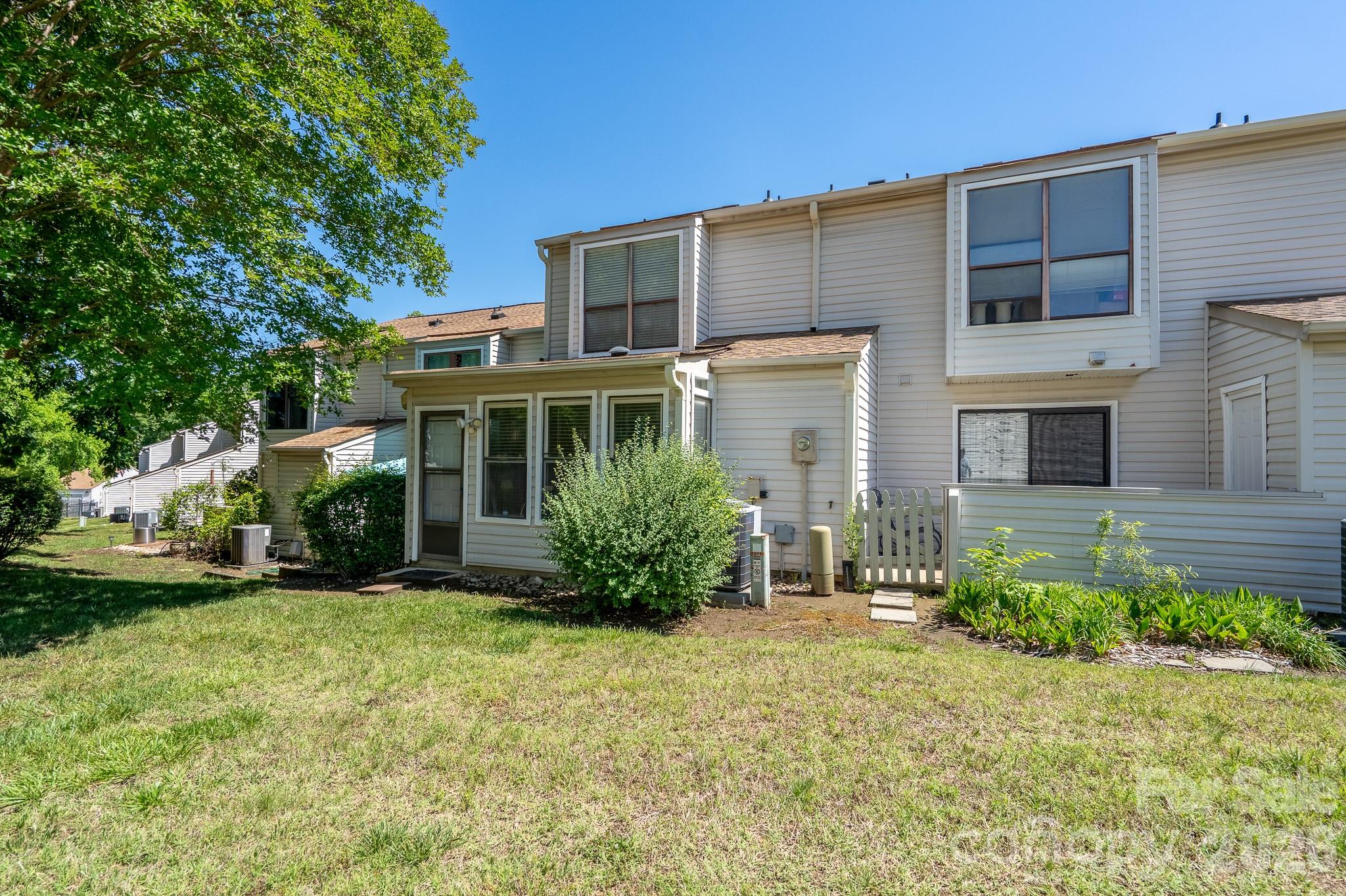 10969 Carmel Crossing Road Charlotte NC 28226
