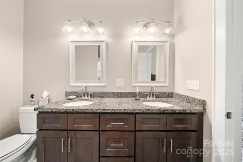 9 Vedder Way Swannanoa NC 28778