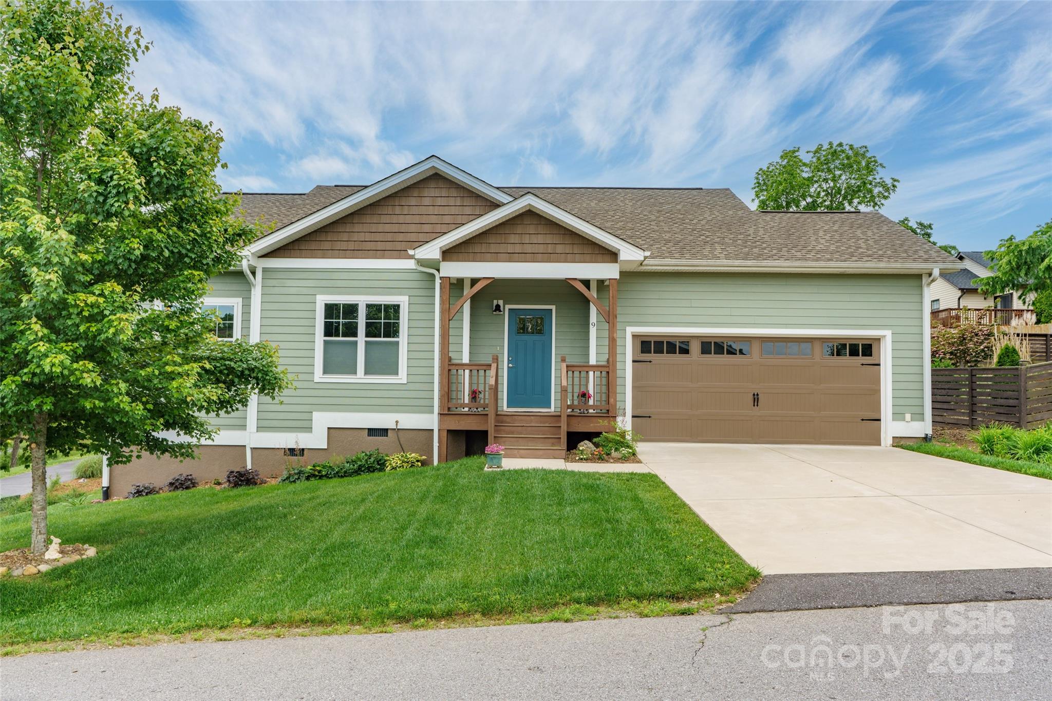 9 Vedder Way Swannanoa NC 28778