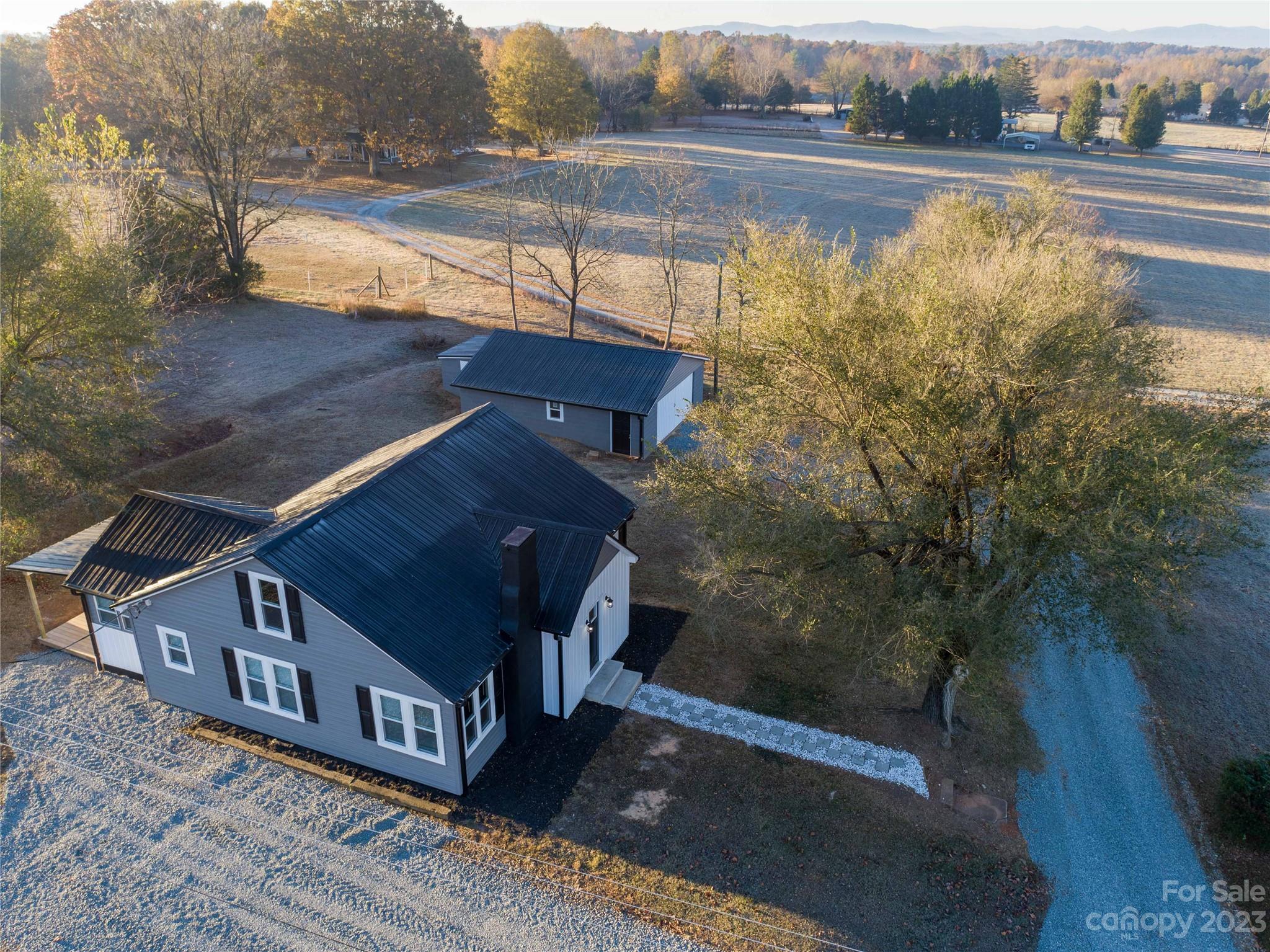 3297 Clarks Chapel Road Lenoir NC 28645