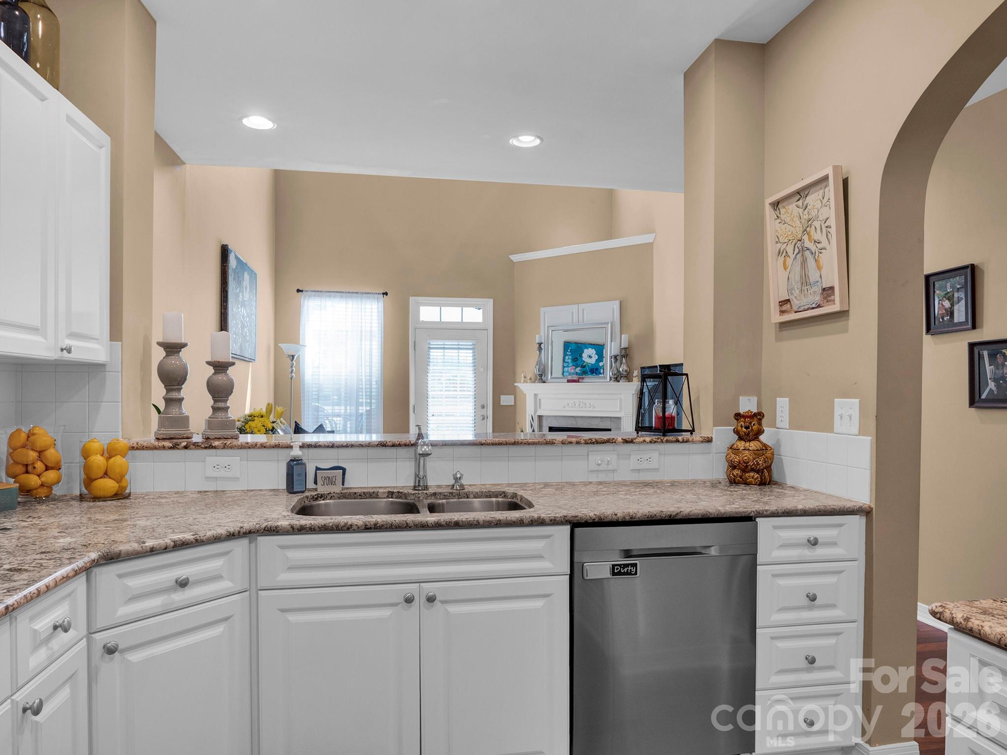 8444 Brookings Drive Charlotte NC 28269
