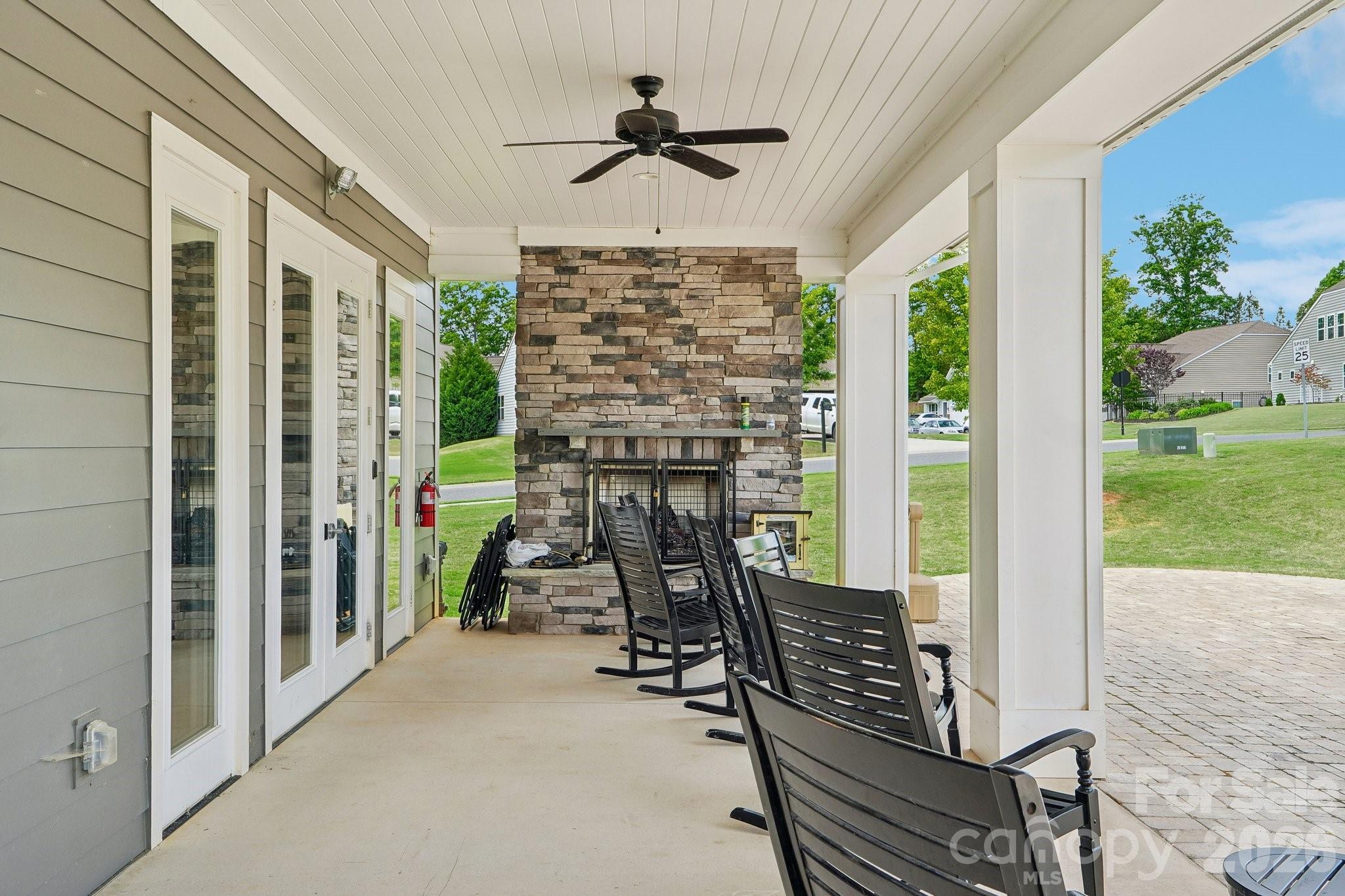 2022 Napa Valley Drive Waxhaw NC 28173