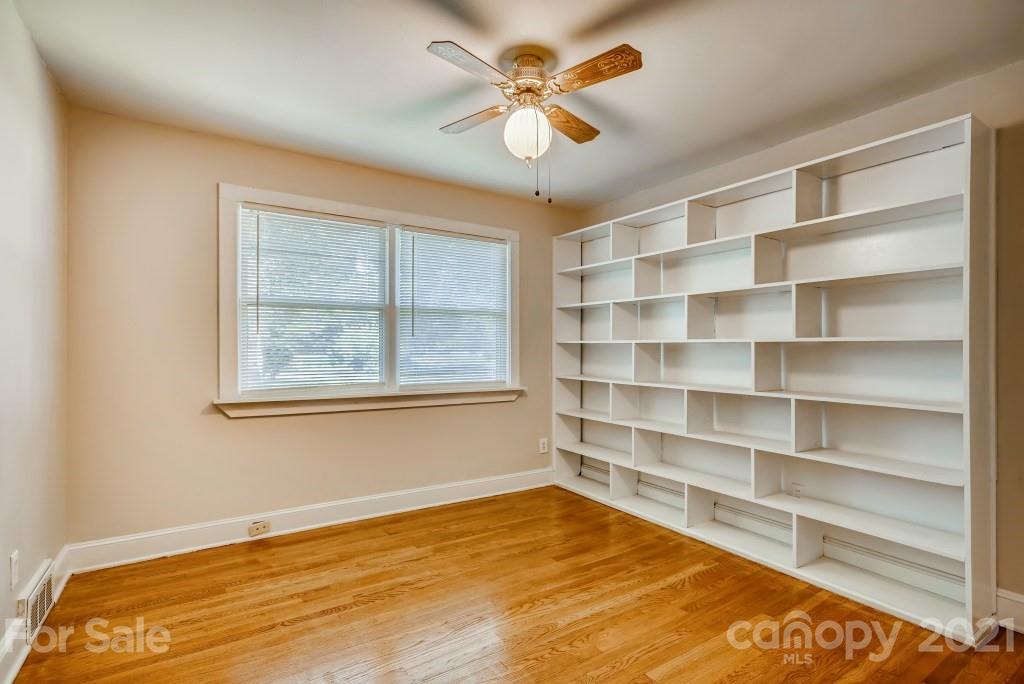 5410 Twin Lane Charlotte NC 28269