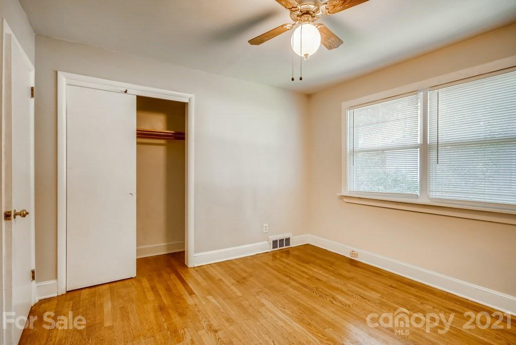 5410 Twin Lane Charlotte NC 28269
