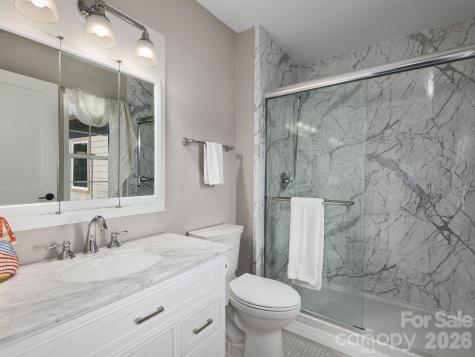 41 Robinhood Road Asheville NC 28804