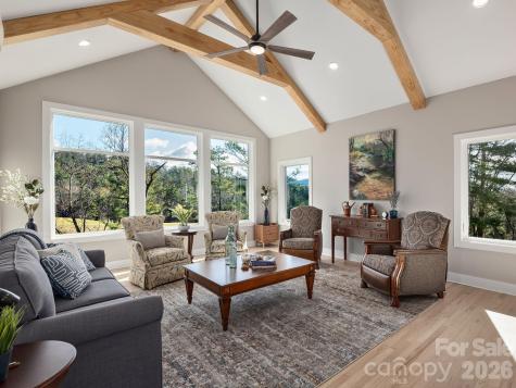 41 Robinhood Road Asheville NC 28804