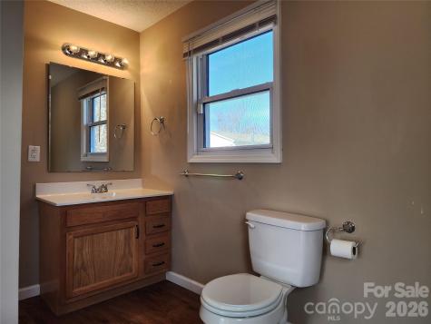 31 Stanley Street Candler NC 28715