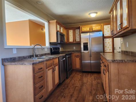 31 Stanley Street Candler NC 28715