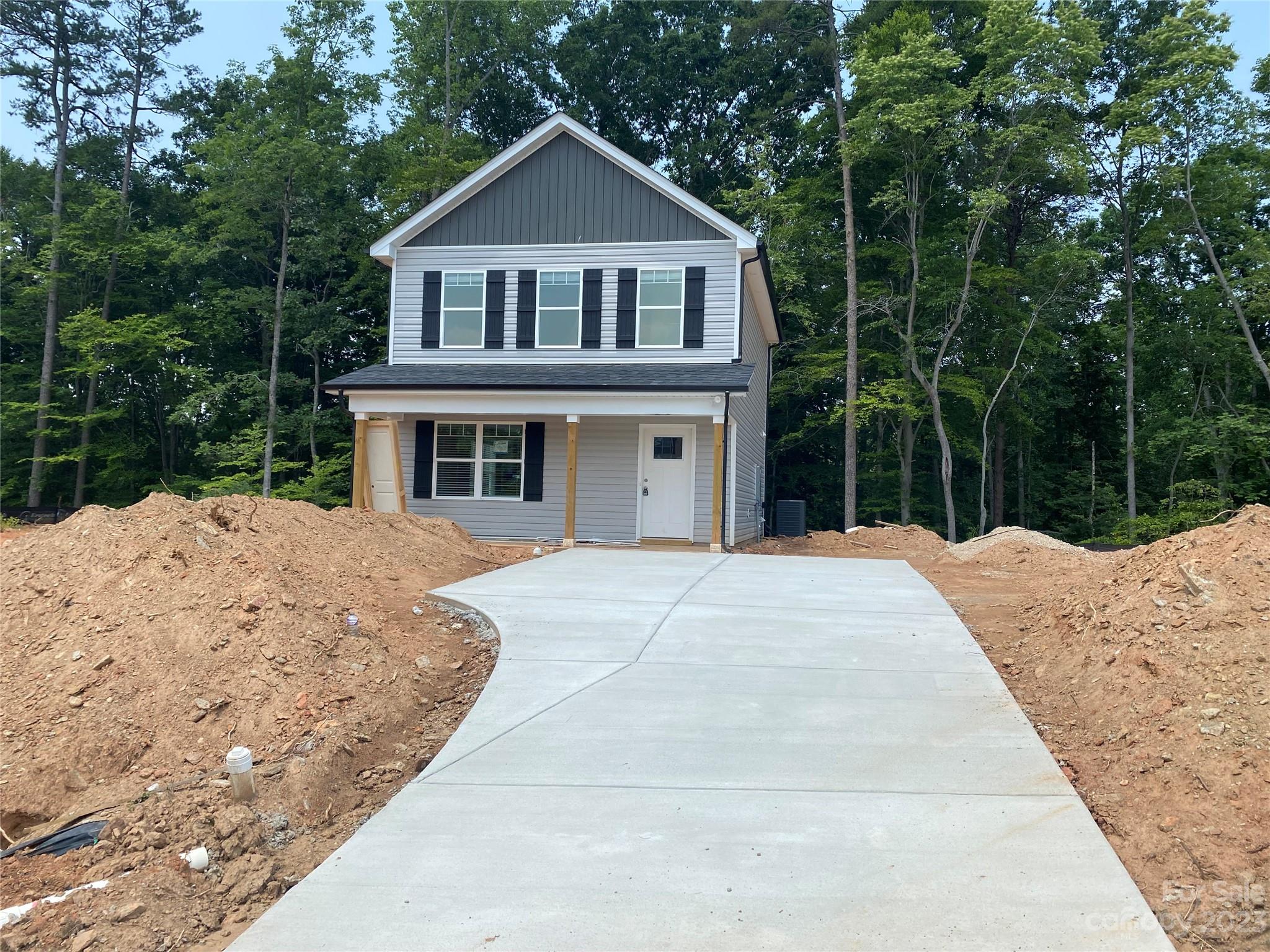 936 Constitution Avenue Newton NC 28658