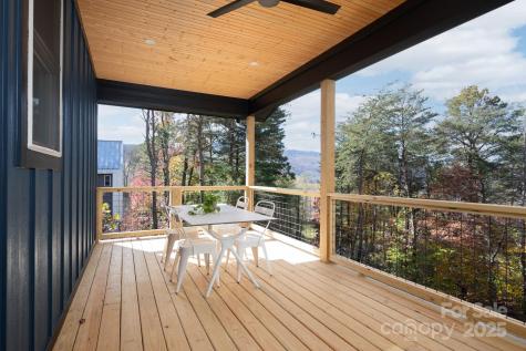 27 Hillcrest Road Black Mountain NC 28711