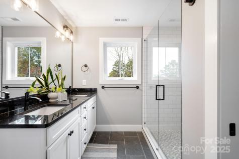 27 Hillcrest Road Black Mountain NC 28711