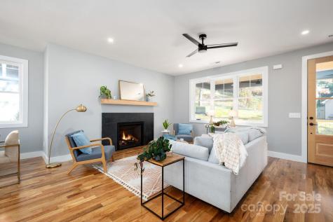 27 Hillcrest Road Black Mountain NC 28711