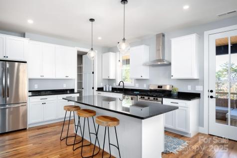 27 Hillcrest Road Black Mountain NC 28711