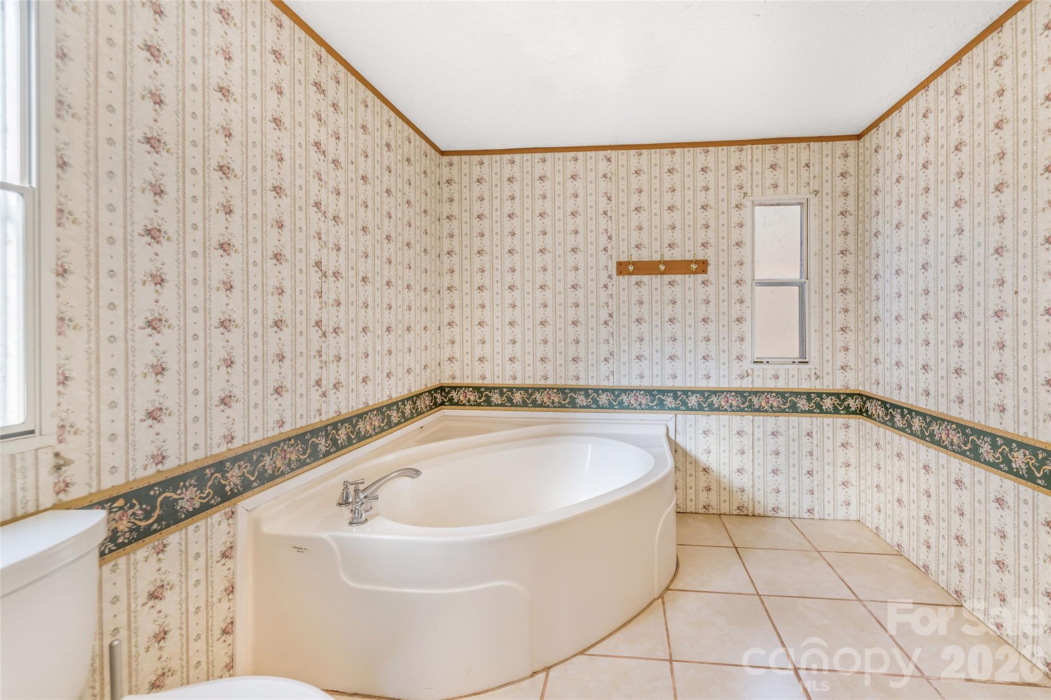 140 Crows Nest Road Hendersonville NC 28791