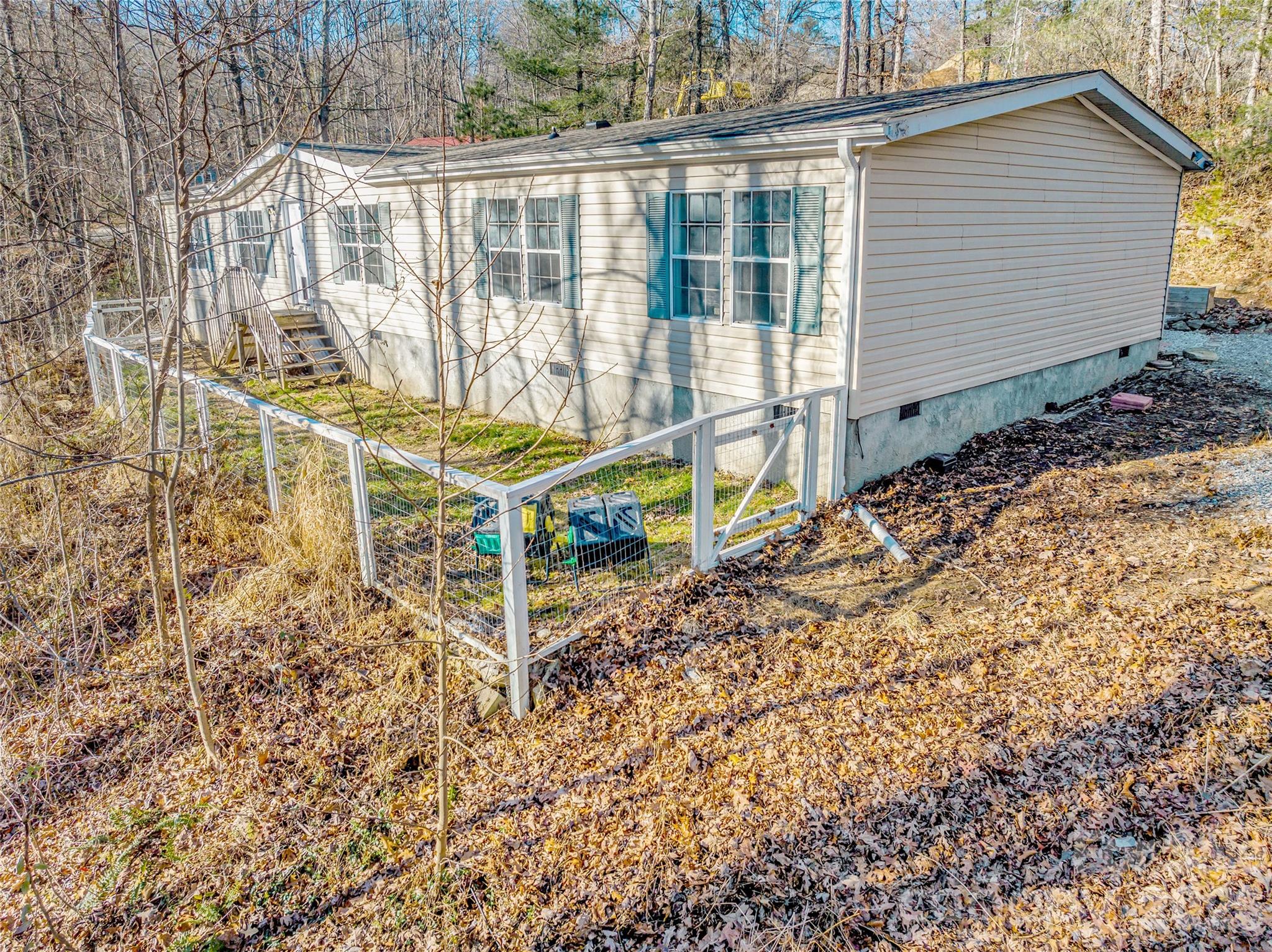 140 Crows Nest Road Hendersonville NC 28791